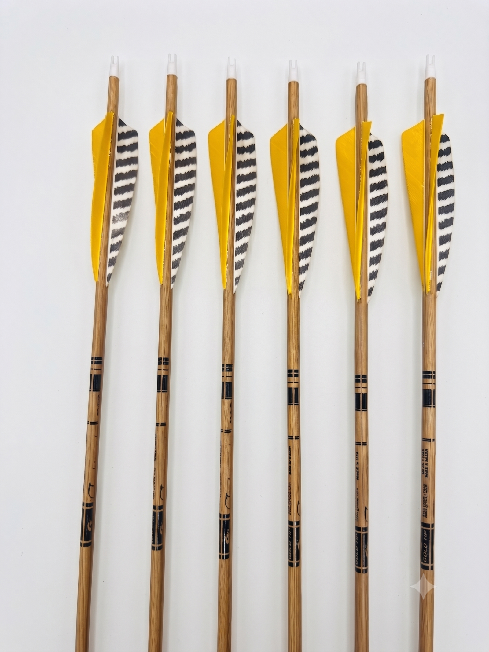 Gold Tip Traditional Arrows With Inserts
